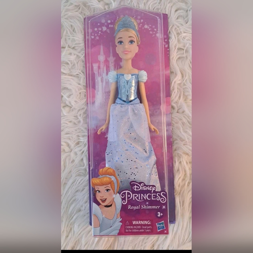 Brand New Disney Princess Royal Shimmer Doll - Cinderella
